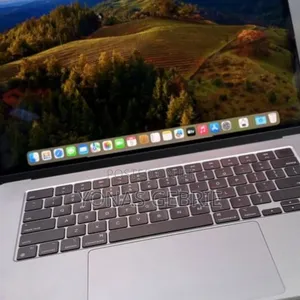 Photo - New Laptop Apple MacBook Air 2024 M3 13-Inch 8GB Apple M3 SSD 256GB