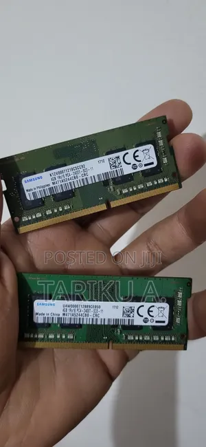 Samsung 4gb Ddr4-2400 So-Dimm (M471a5244cb0-Crc)
