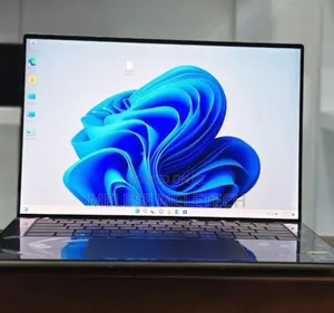 Photo - New Laptop Dell XPS 15 32GB Intel Core I9 SSD 1T