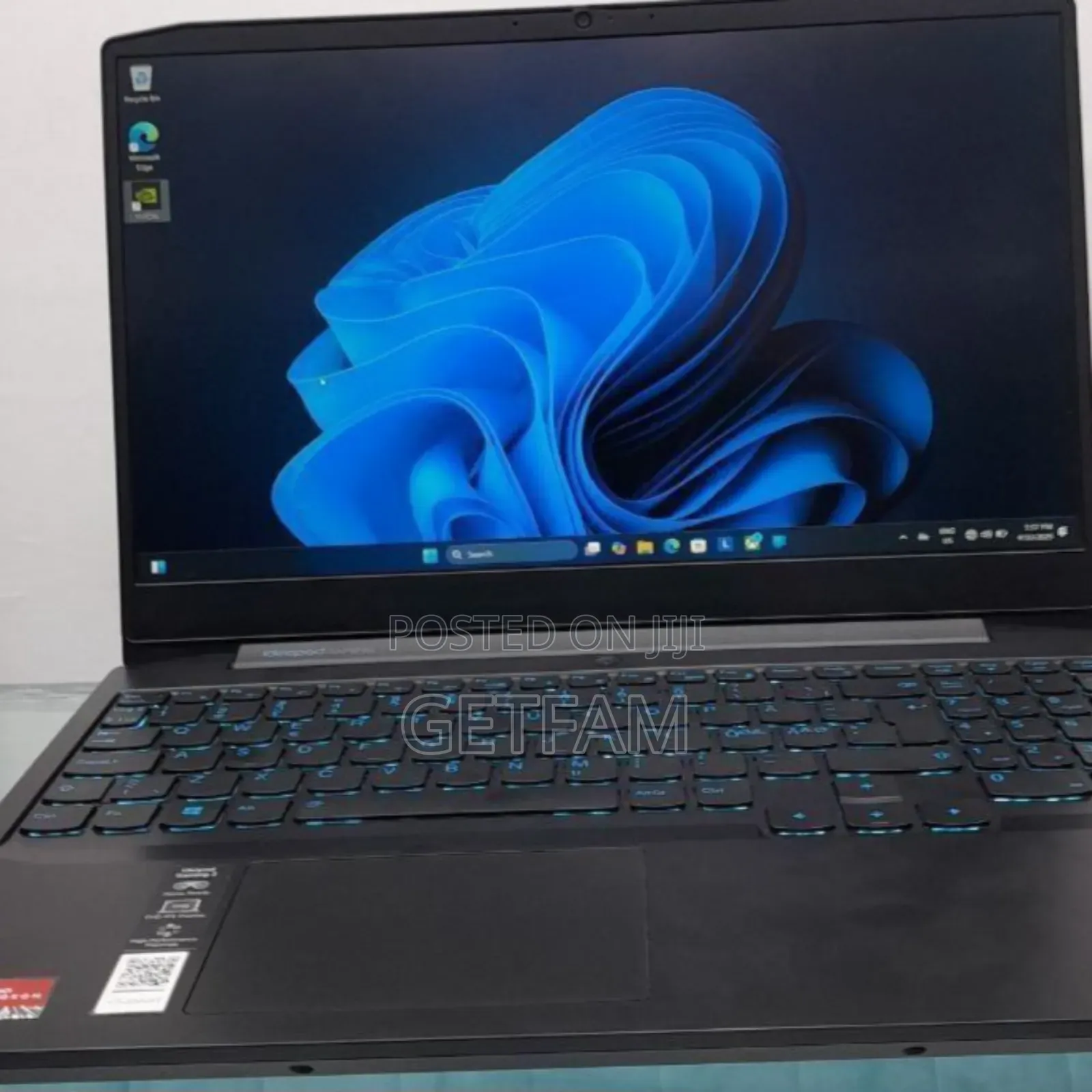 New Laptop Lenovo Ideapad 3 16GB AMD Ryzen 5 SSD 256GB