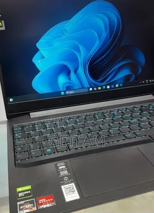 New Laptop Lenovo Ideapad 3 16GB AMD Ryzen 5 SSD 256GB