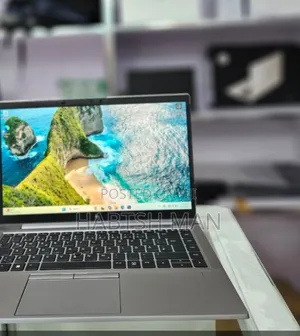 New Laptop HP ZBook Firefly 14 G7 16GB Intel Core I7 SSD 512GB