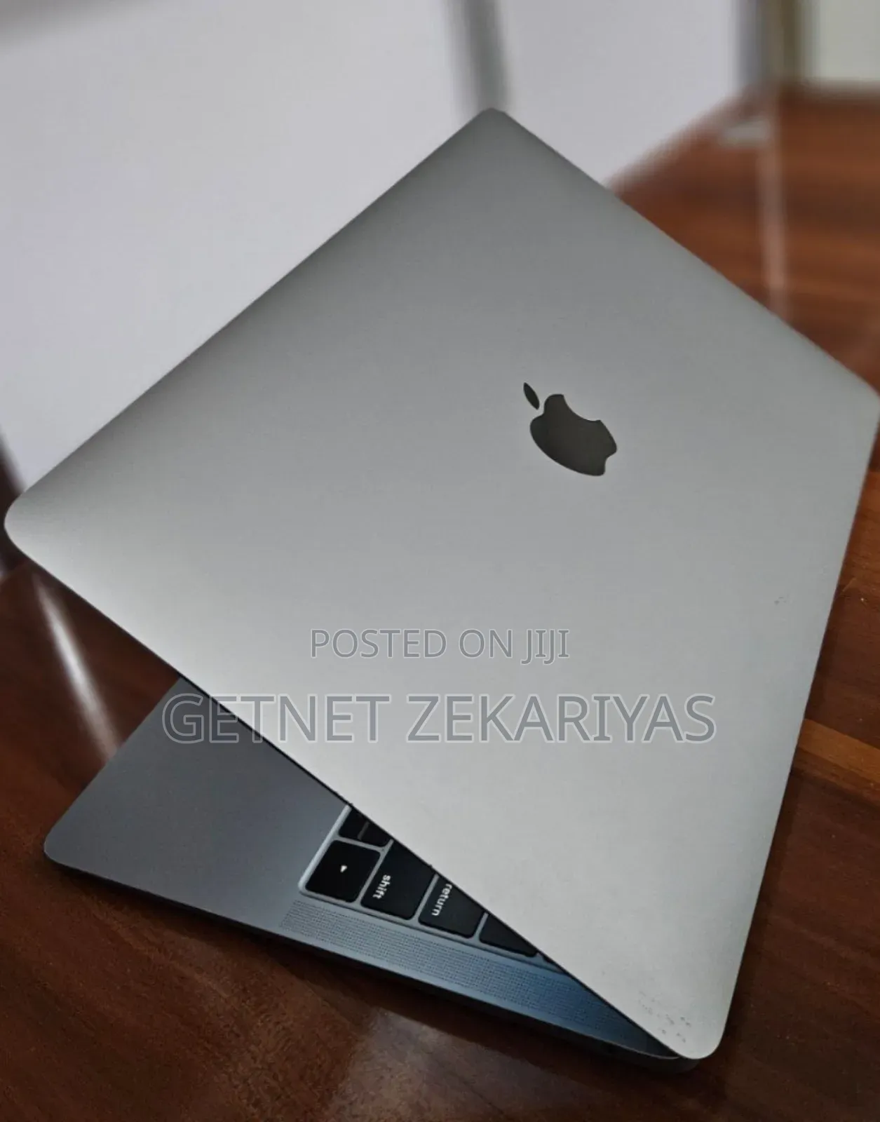 New Laptop Apple MacBook Air 2019 8GB Intel Core I5 SSD 128GB