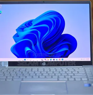 New Laptop HP Pavilion 14 16GB Intel Core I7 SSD 1T