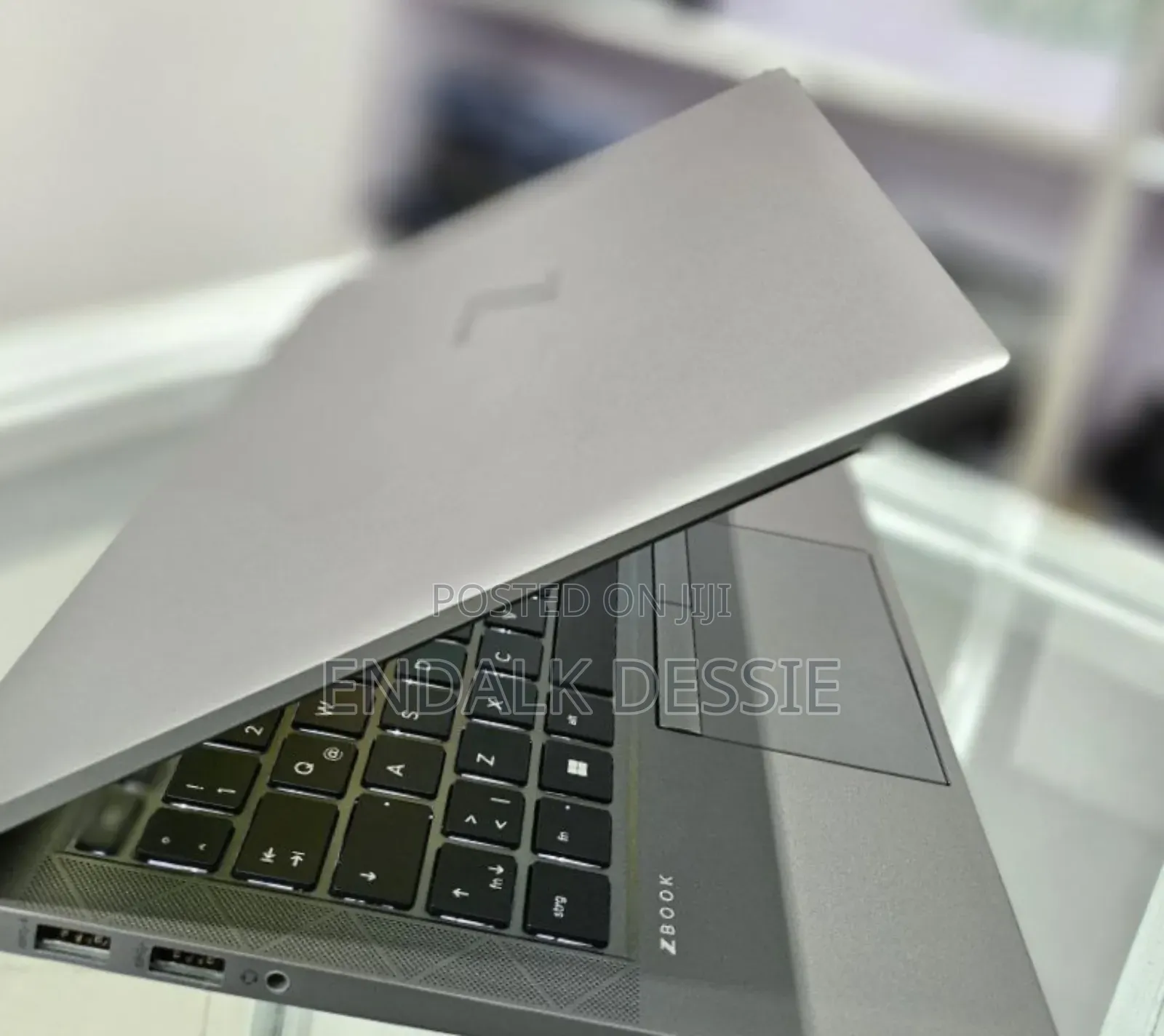 New Laptop HP 16GB Intel Core I7 SSD 512GB