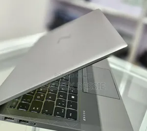 New Laptop HP 16GB Intel Core I7 SSD 512GB