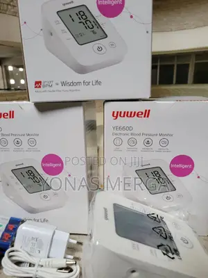 Photo - Blood Pressure Monitor凸瓷bp Monitor瓠台reliable and User-Friendly Device