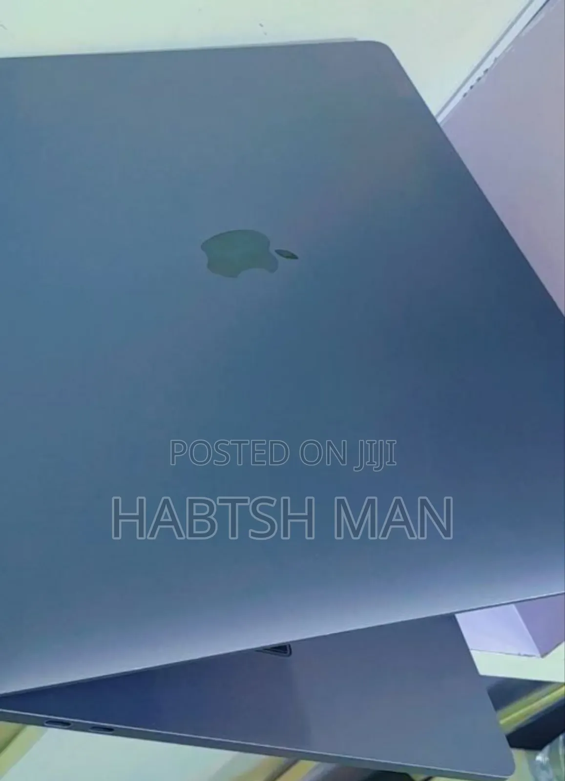 New Laptop Apple MacBook Pro 2017 16GB Intel Core I7 SSD 512GB