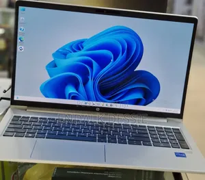 New Laptop HP 16GB Intel Core I7 SSD 512GB