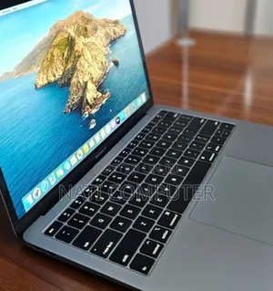 New Laptop Apple MacBook Pro 2019 8GB Intel Core I5 SSD 128GB