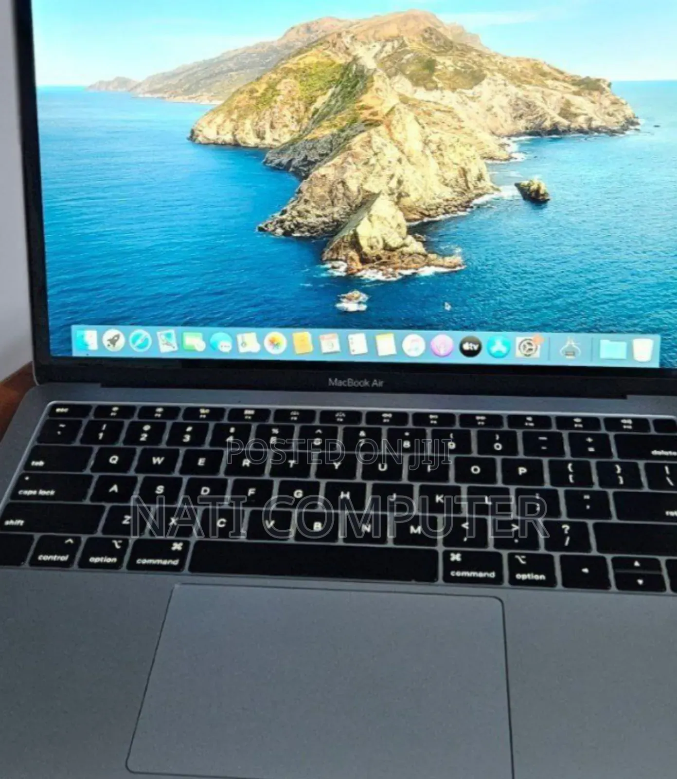 New Laptop Apple MacBook Pro 2019 8GB Intel Core I5 SSD 128GB