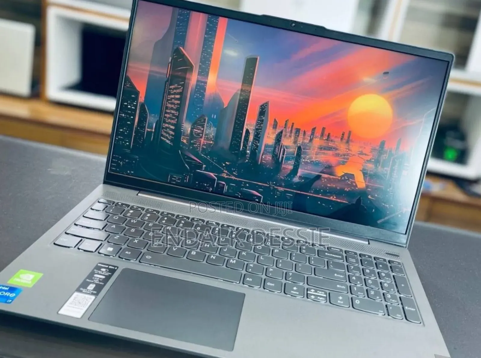 New Laptop Lenovo 16GB Intel Core I7 SSD 512GB