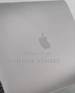 New Laptop Apple MacBook Pro 2020 8GB Apple M2 SSD 256GB