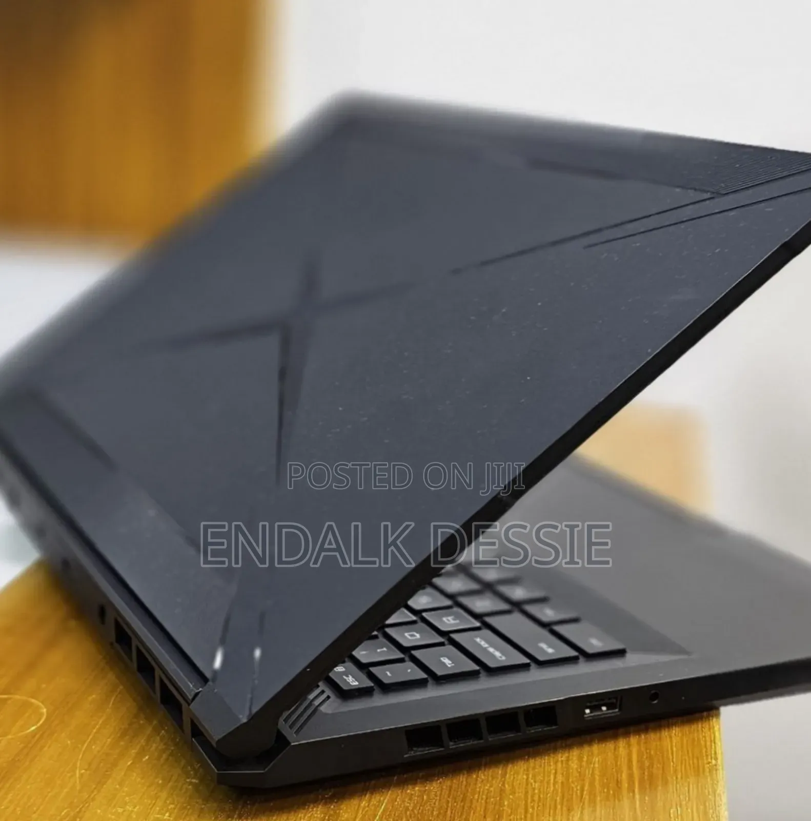 New Laptop 16GB AMD Ryzen 7 SSD 512GB