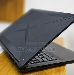 New Laptop 16GB AMD Ryzen 7 SSD 512GB