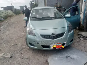Toyota Belta 2007 Silver