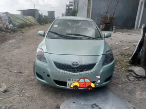 Toyota Belta 2007 Silver