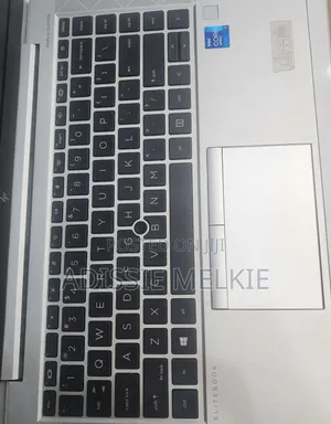 New Laptop HP EliteBook 840 G8 16GB Intel Core I7 SSD 512GB