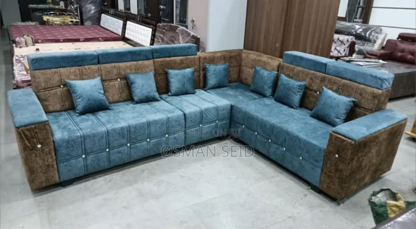 Grandeur Sofa