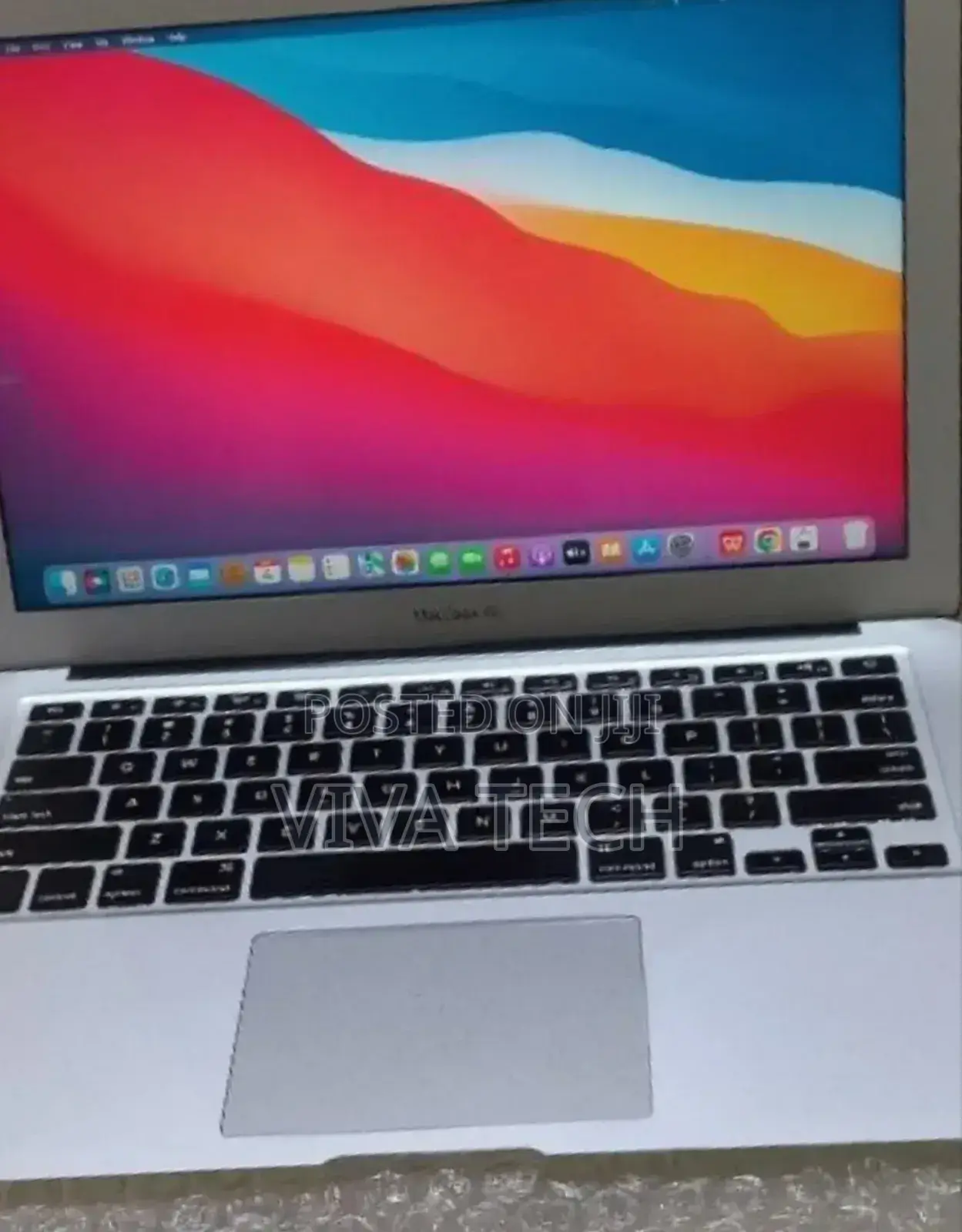 New Laptop Apple MacBook Air 2017 8GB Intel Core i5 SSD 128GB