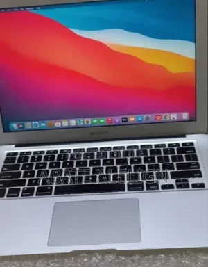 Photo - New Laptop Apple MacBook Air 2017 8GB Intel Core i5 SSD 128GB