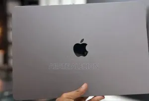 New Laptop Apple MacBook Air 2024 M3 15-inch 16GB Apple M3 SSD 512GB