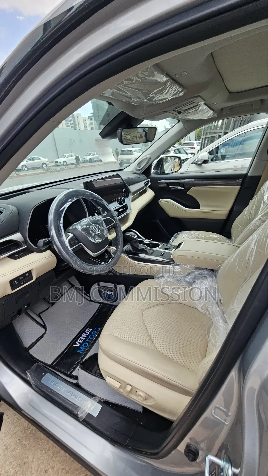 New Toyota Highlander Hybrid Limited 2024 Silver