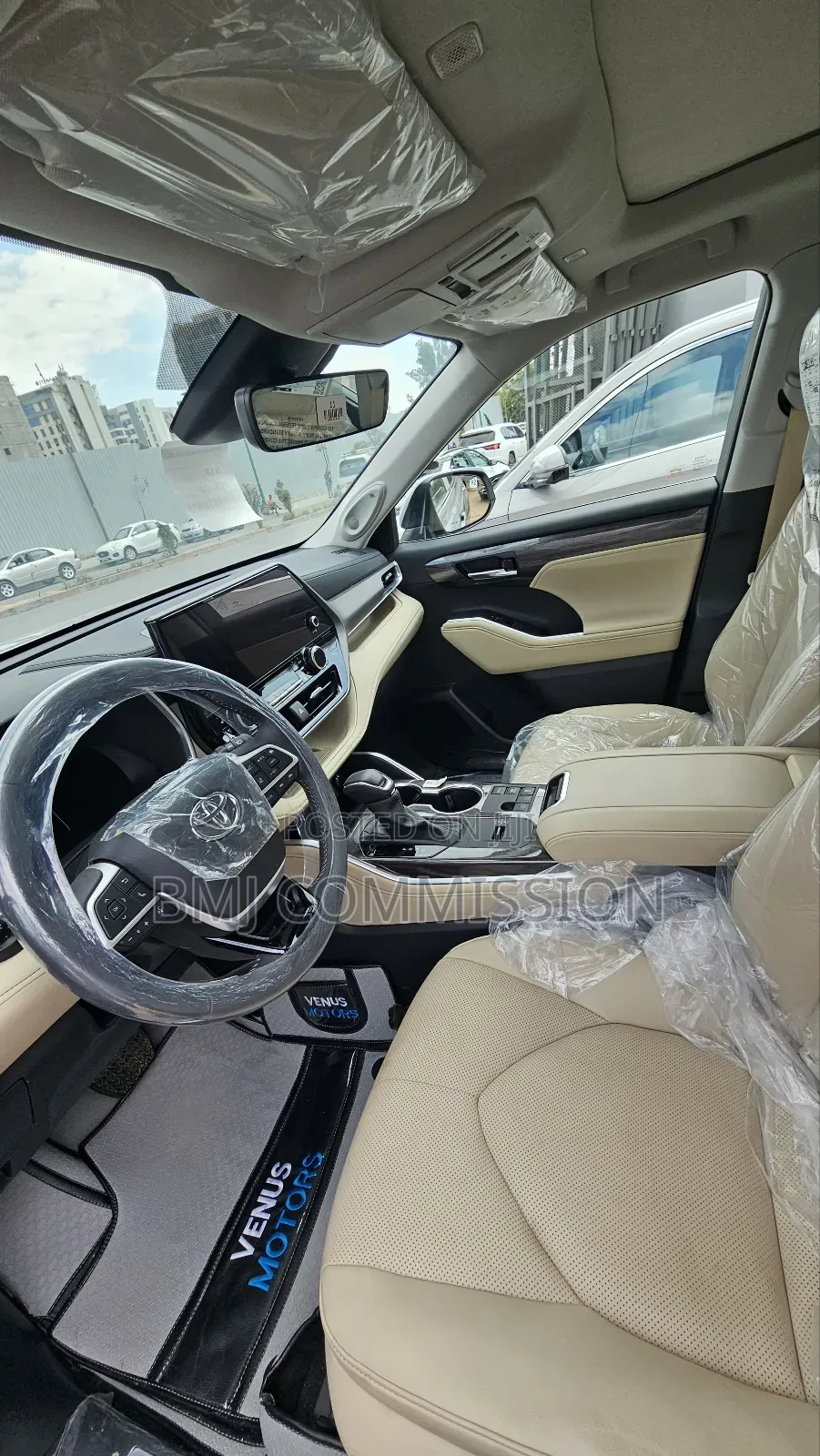 New Toyota Highlander Hybrid Limited 2024 Silver