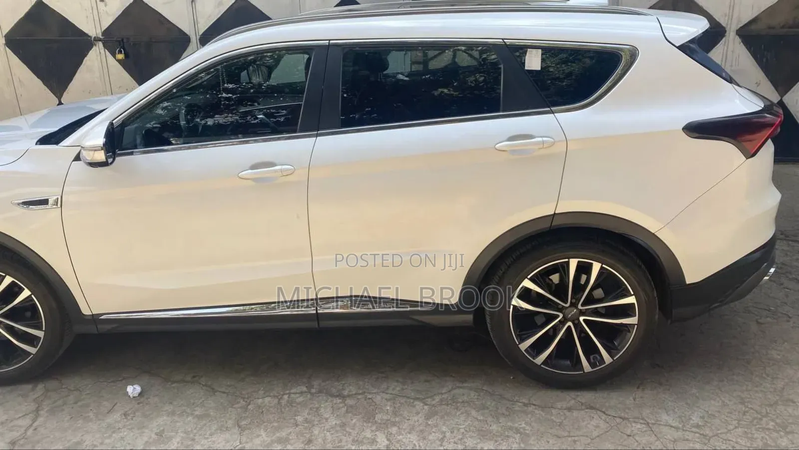 Jetour X70 Plus 2022 White