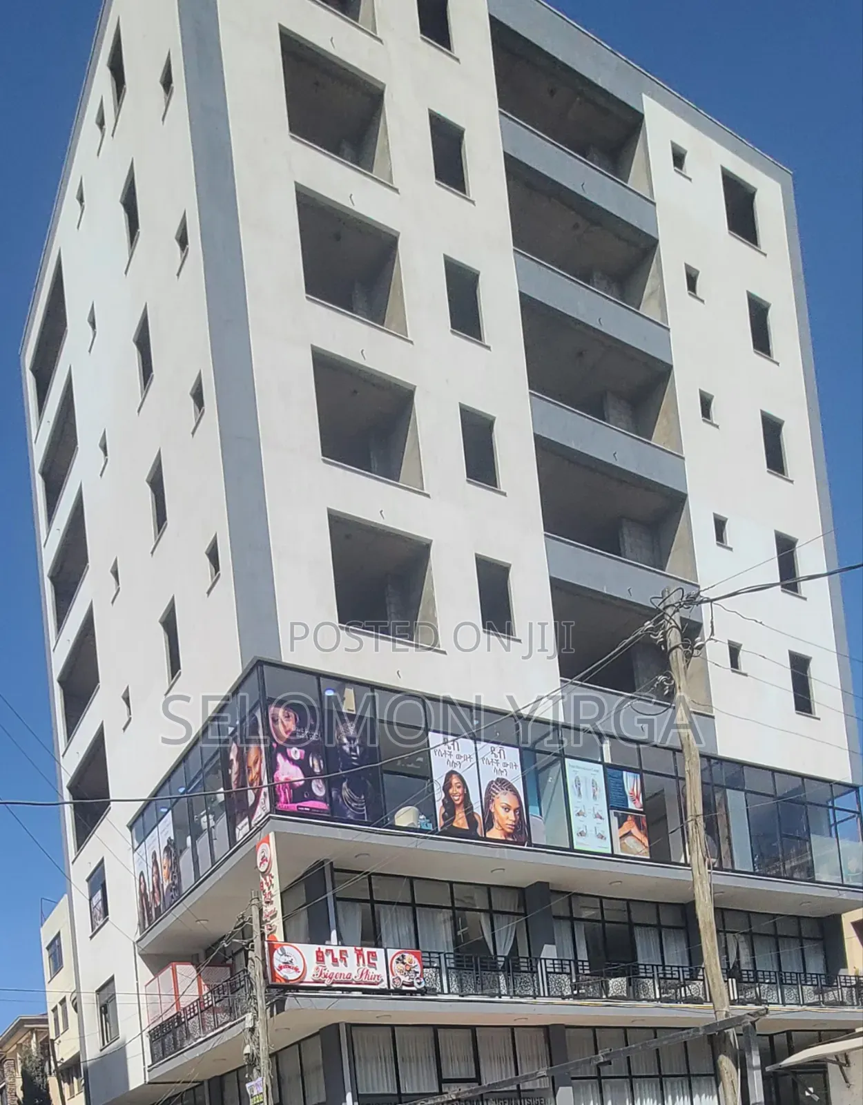 20bdrm House in Adis Ababa, Bole for sale