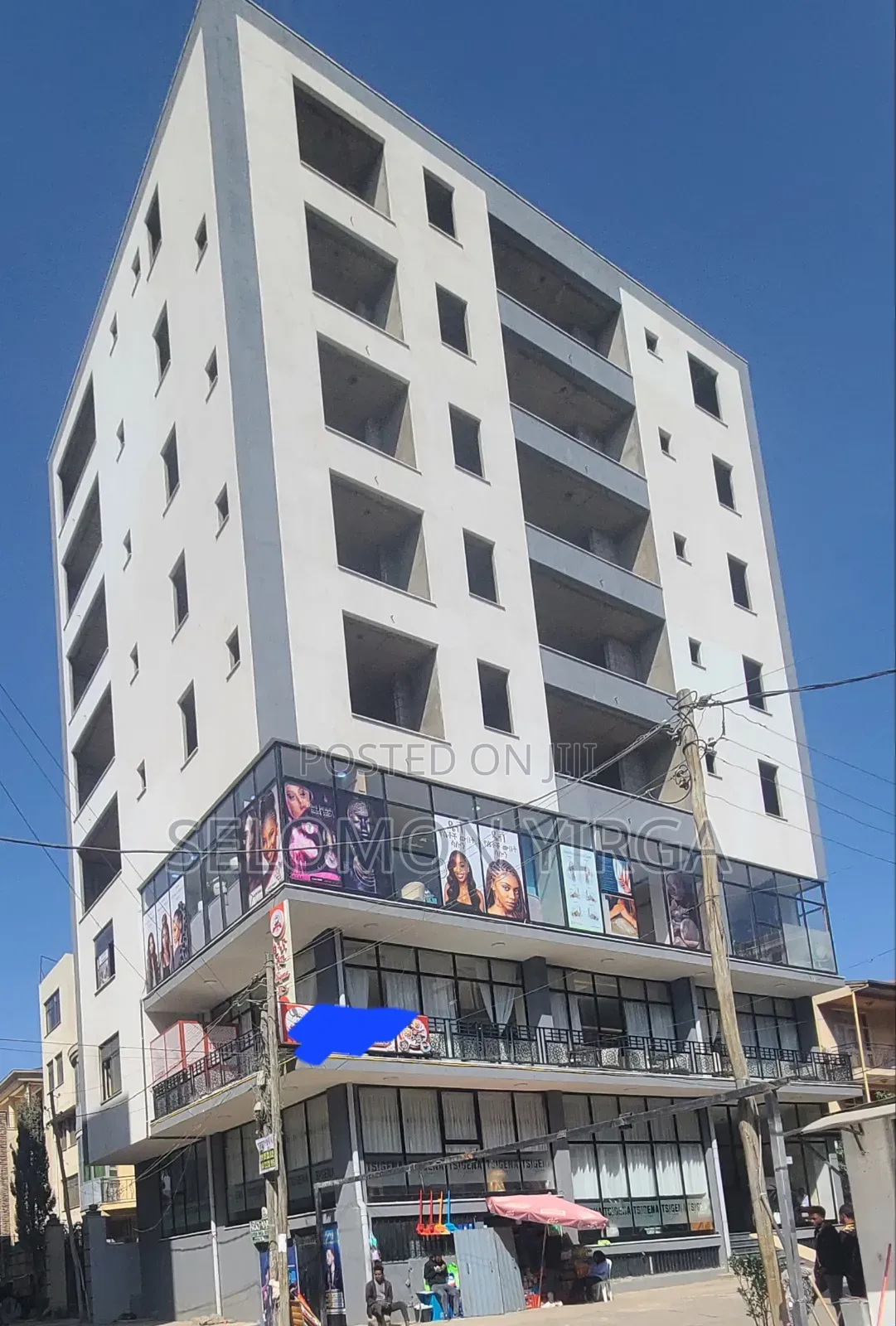 20bdrm House in Adis Ababa, Bole for sale