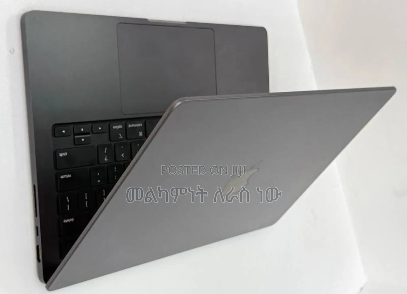 New Laptop Apple MacBook Pro 18GB Apple M3 SSD 1T