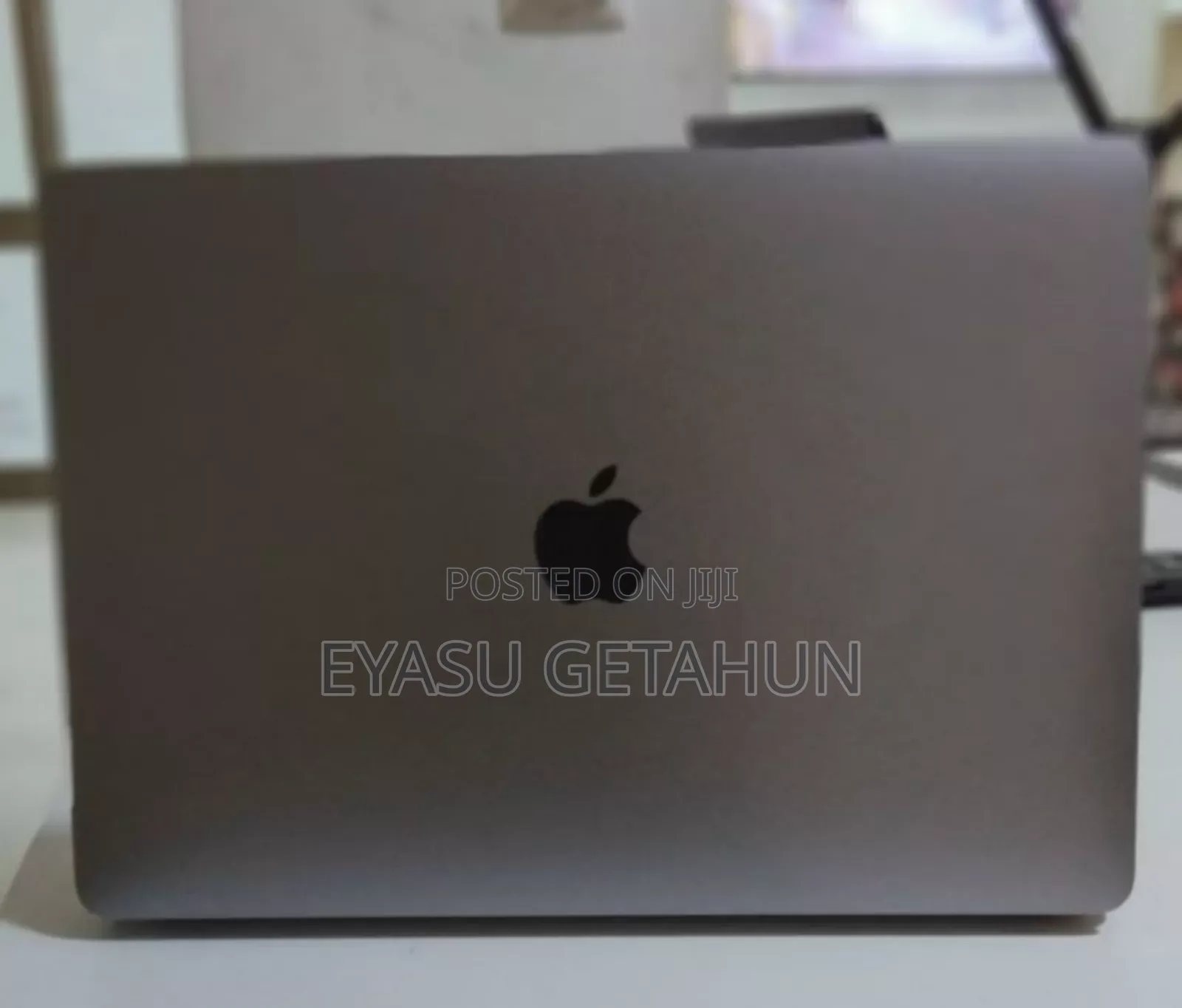 New Laptop Apple MacBook Air 2020 M1 8GB Apple M1 SSD 256GB