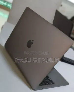 New Laptop Apple MacBook Air 2020 M1 8GB Apple M1 SSD 256GB