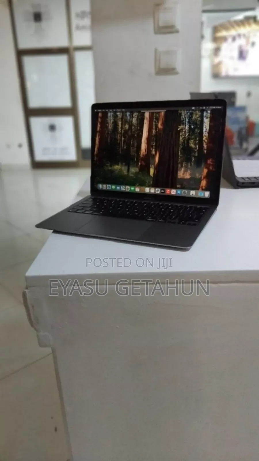 New Laptop Apple MacBook Air 2020 M1 8GB Apple M1 SSD 256GB