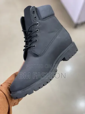 Timberland 6-Inch Men's Classic Shoes in Triple Black