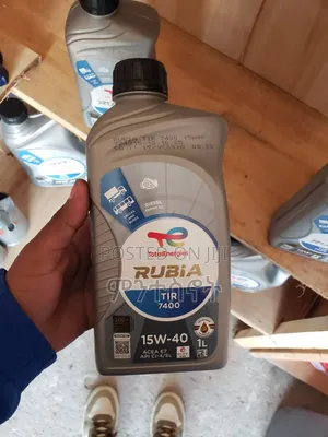 Photo - Tir 7400 Total 1 Litre Diesel Oil