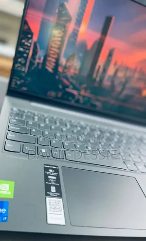 New Laptop Lenovo 16GB Intel Core I7 SSD 512GB