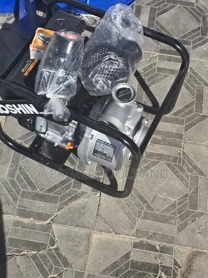 የውሃ መሳቢያ ሞተር እና ሸራ ከነ አክሰሰሪያቸው