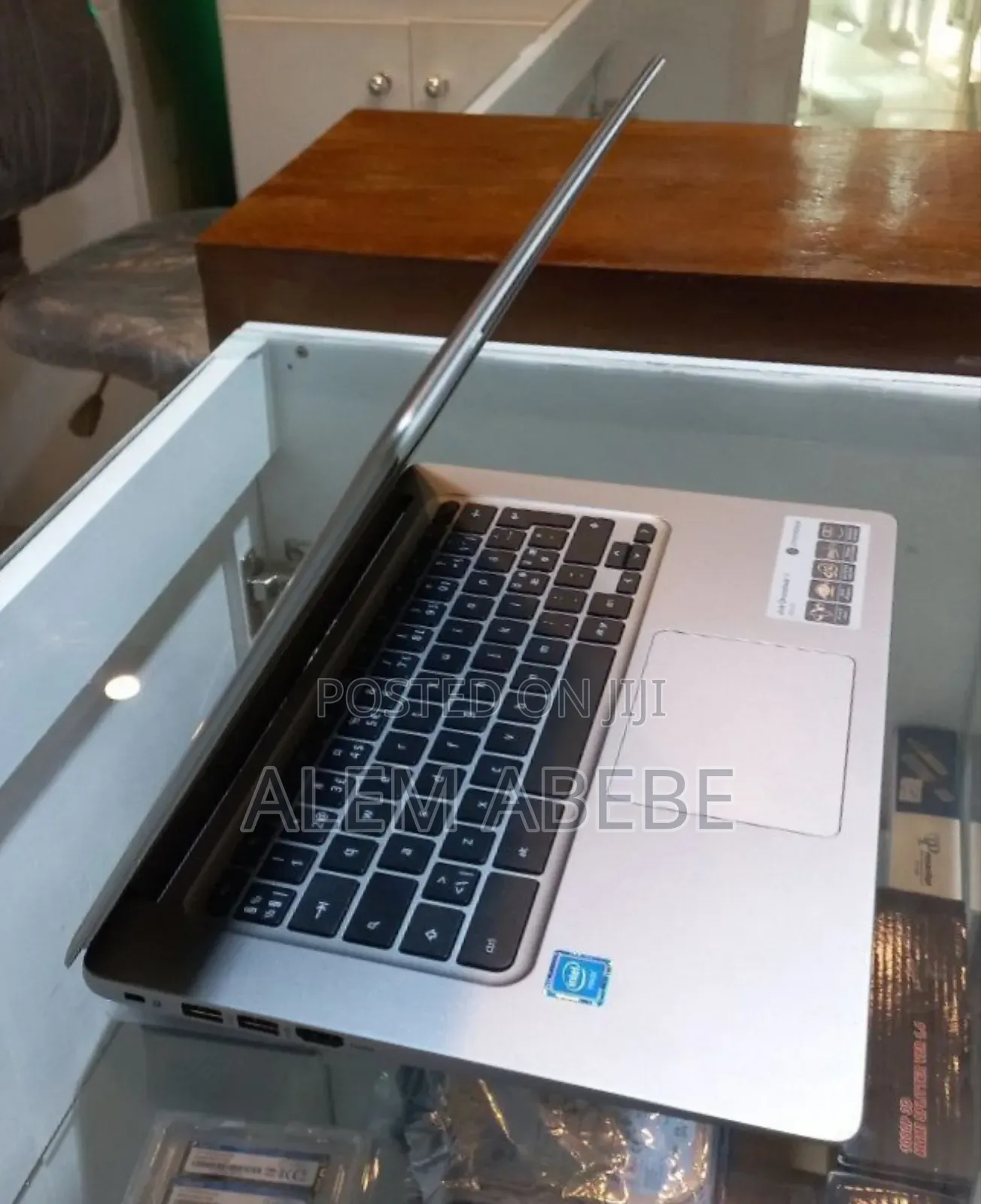 New Laptop Acer Chromebook 14 4GB Intel Celeron SSD 128GB