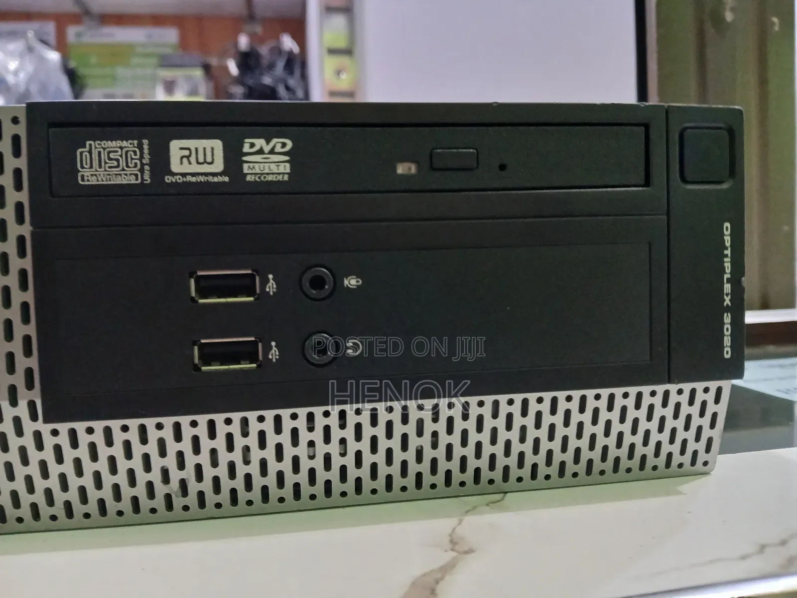 Desktop Computer Dell OptiPlex 3020 4GB Intel Core I3 HDD 500GB