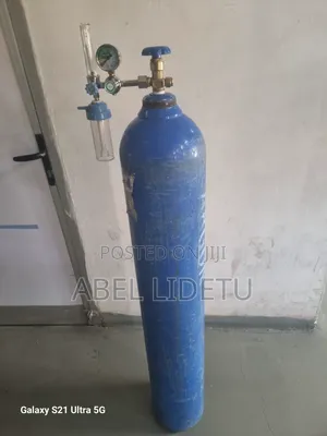 Photo - Industrial Medical 40l Oxygen Cylinder