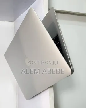 New Laptop Apple MacBook Air 2020 8GB Intel Core I3 SSD 256GB