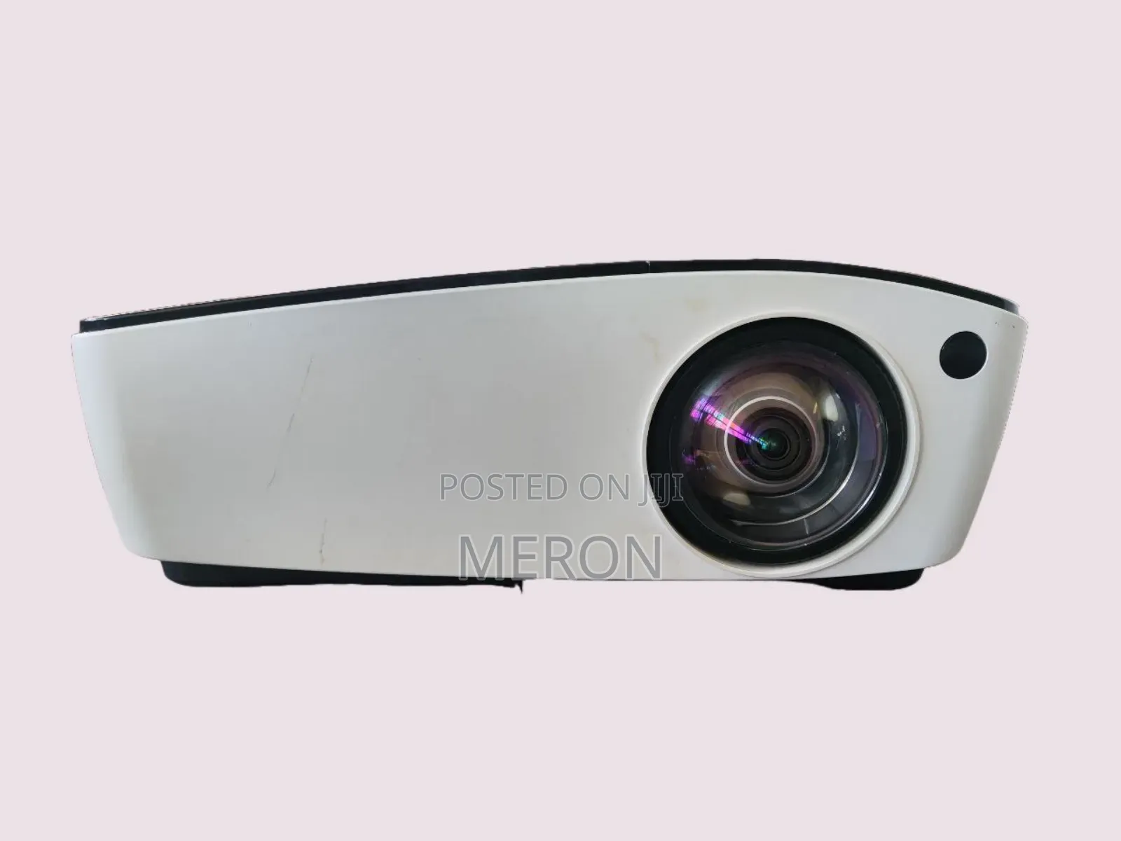 Elp Multimedia Projector