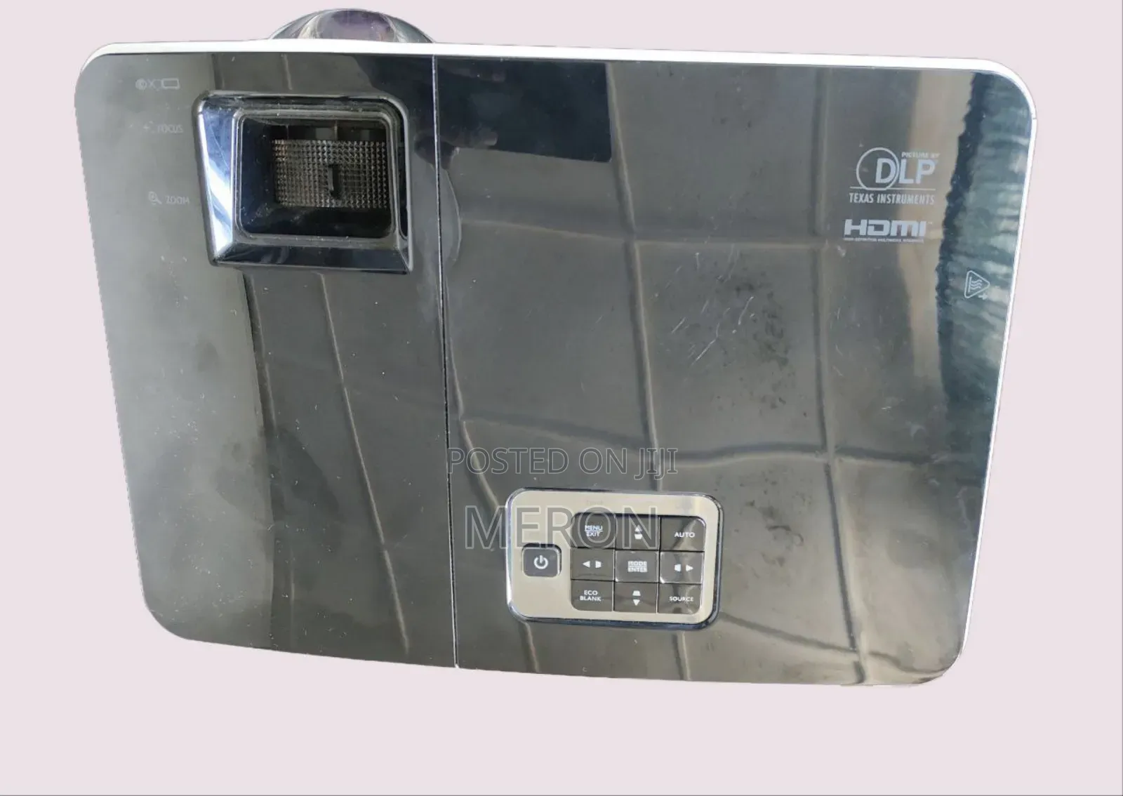 Elp Multimedia Projector