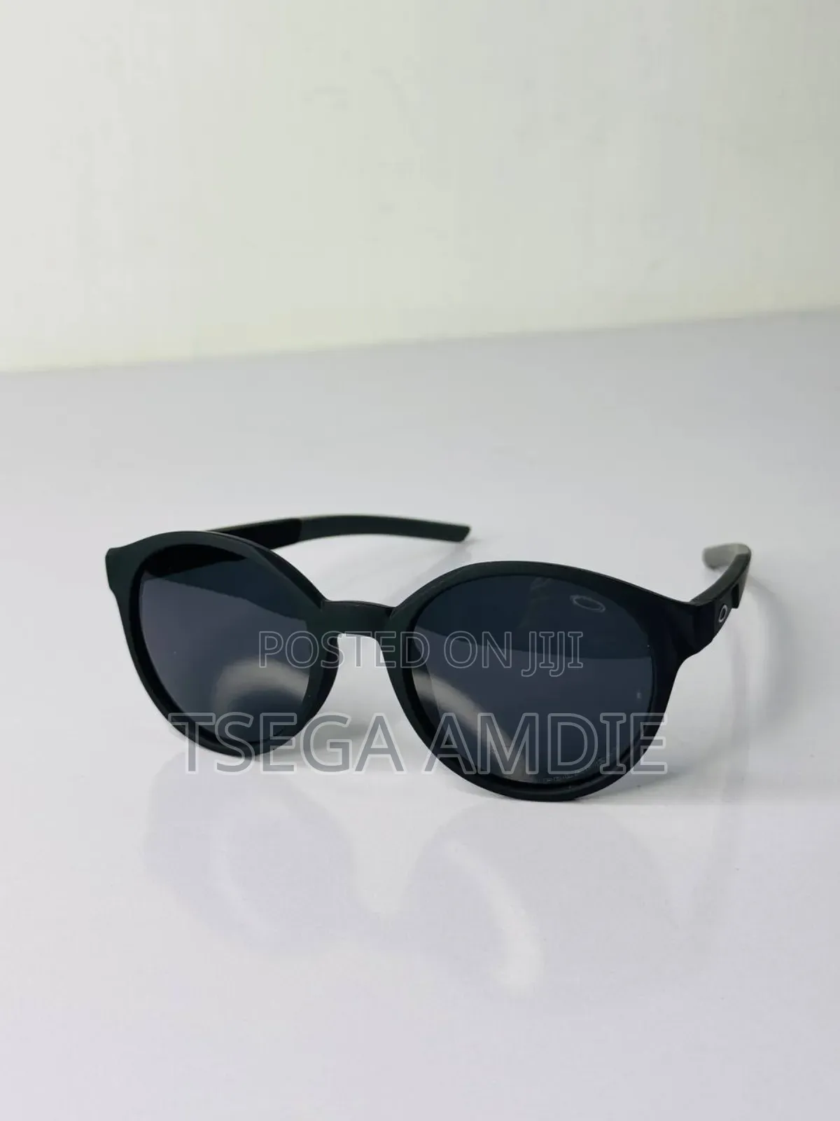 Genuine Sunglass for Men Women .Top Quality Glass,And Flexible Frame