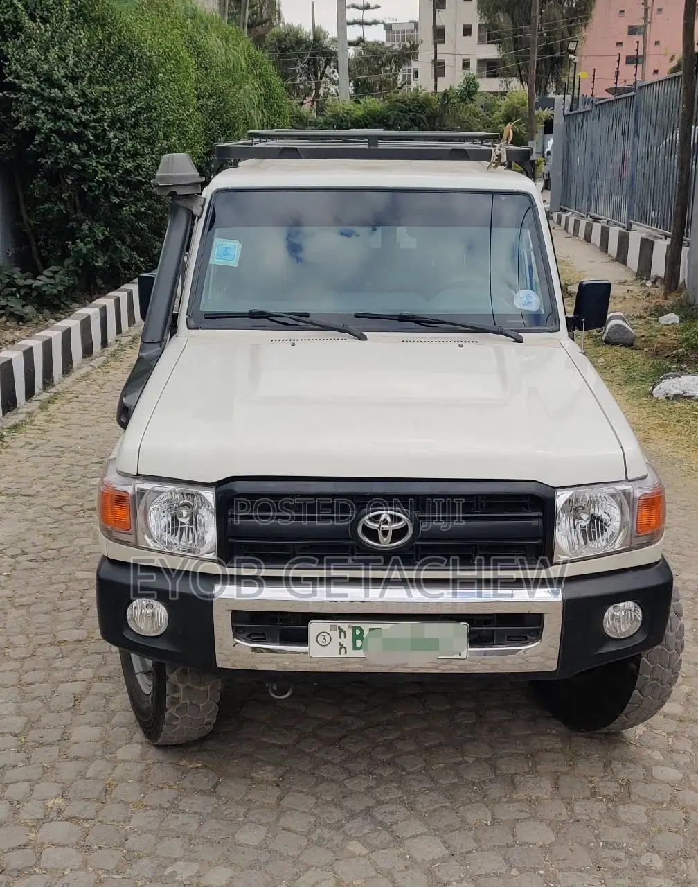 Toyota Land Cruiser 2014 White