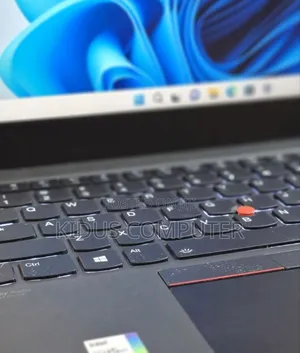 New Laptop Lenovo ThinkPad T14 32GB Intel Core I7 SSD 512GB