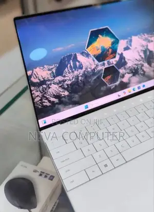 Photo - New Laptop Dell XPS 15 16GB Intel Core I7 SSD 512GB