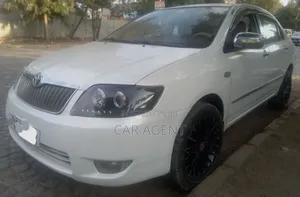 Photo - Toyota Corolla 2006 White